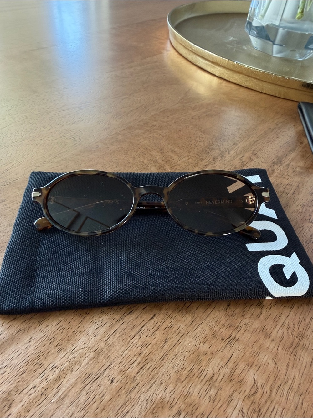 Quay NEVERMIND sunglasses NWT